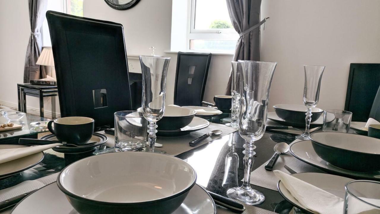 Riverview Luxury Short Stay Apartment Enniscorthy Esterno foto