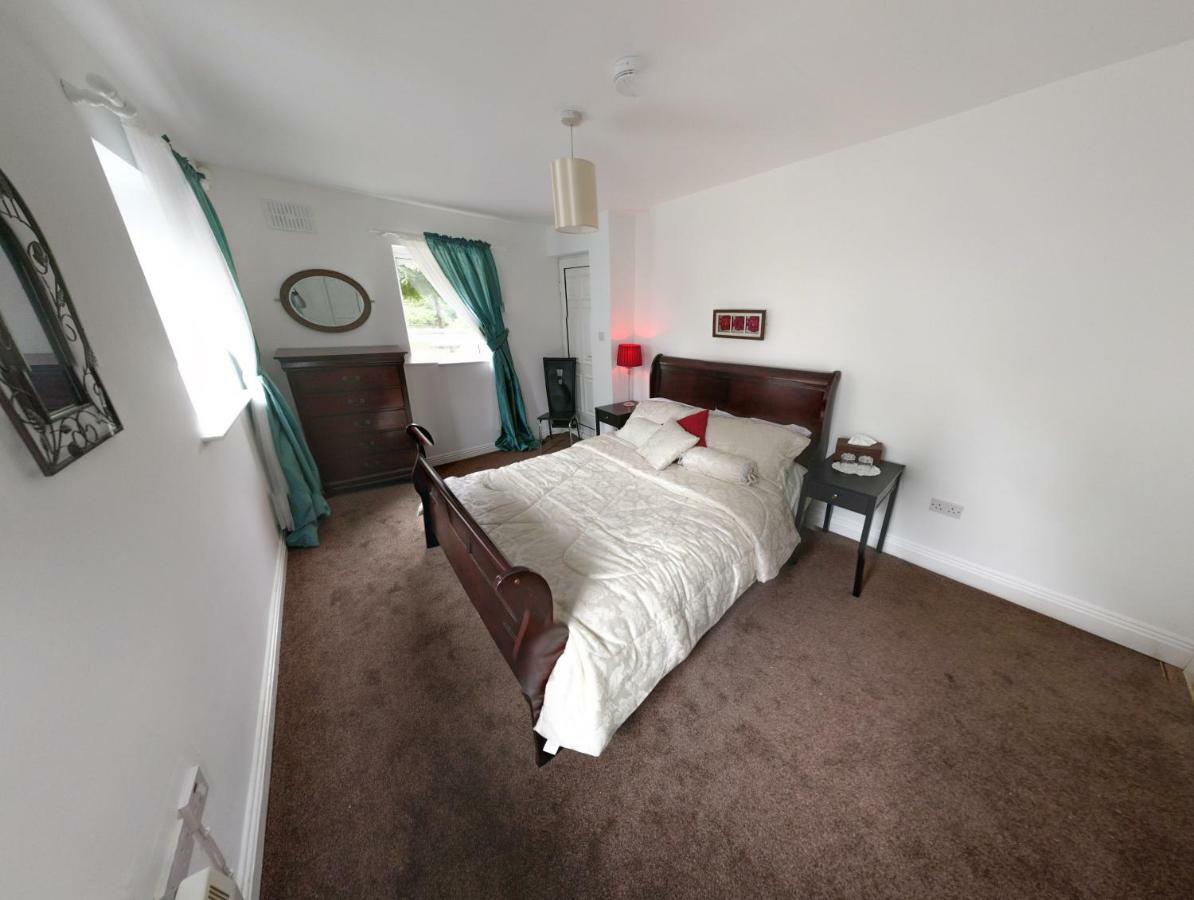 Riverview Luxury Short Stay Apartment Enniscorthy Esterno foto