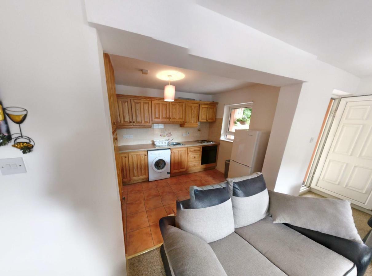 Riverview Luxury Short Stay Apartment Enniscorthy Esterno foto