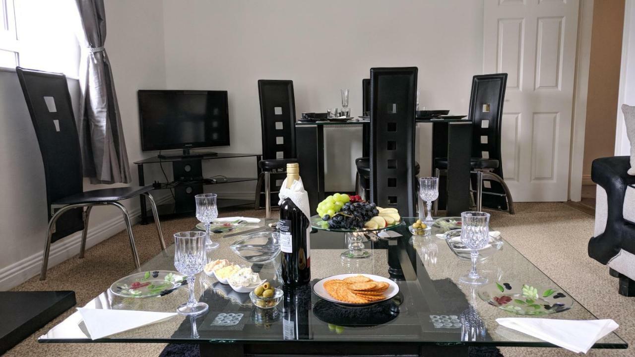Riverview Luxury Short Stay Apartment Enniscorthy Esterno foto