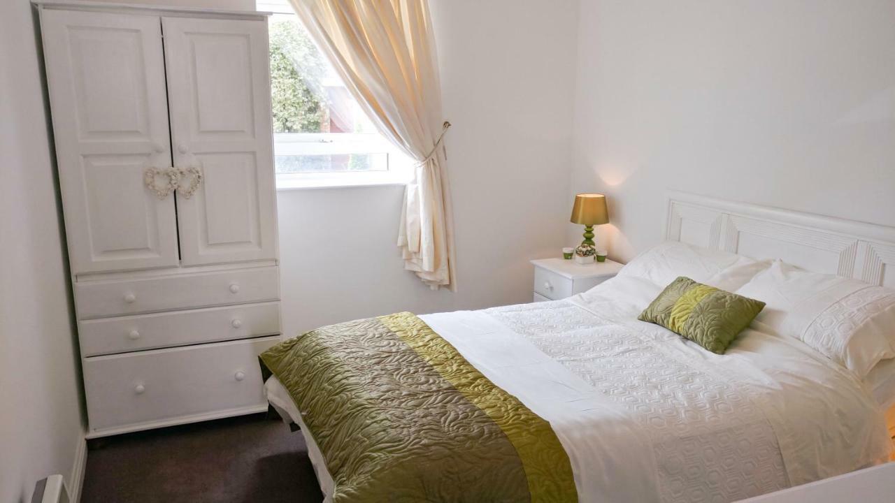 Riverview Luxury Short Stay Apartment Enniscorthy Esterno foto