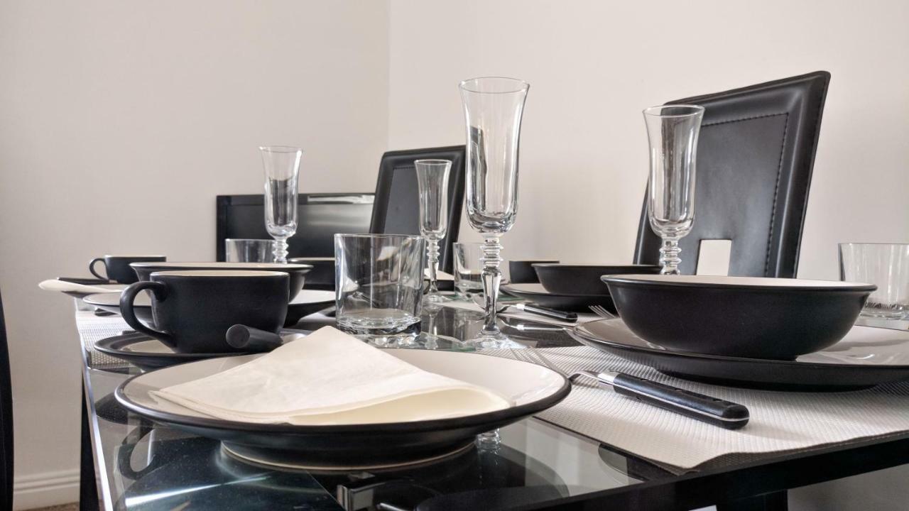 Riverview Luxury Short Stay Apartment Enniscorthy Esterno foto