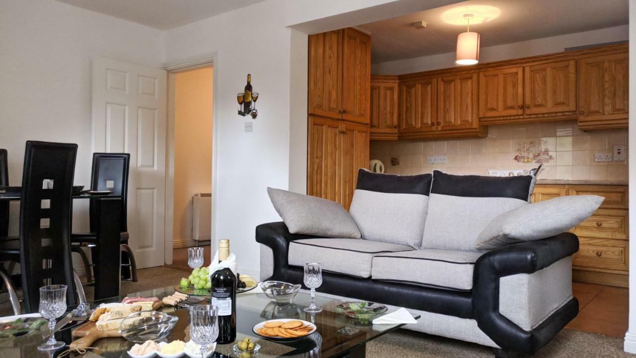 Riverview Luxury Short Stay Apartment Enniscorthy Esterno foto